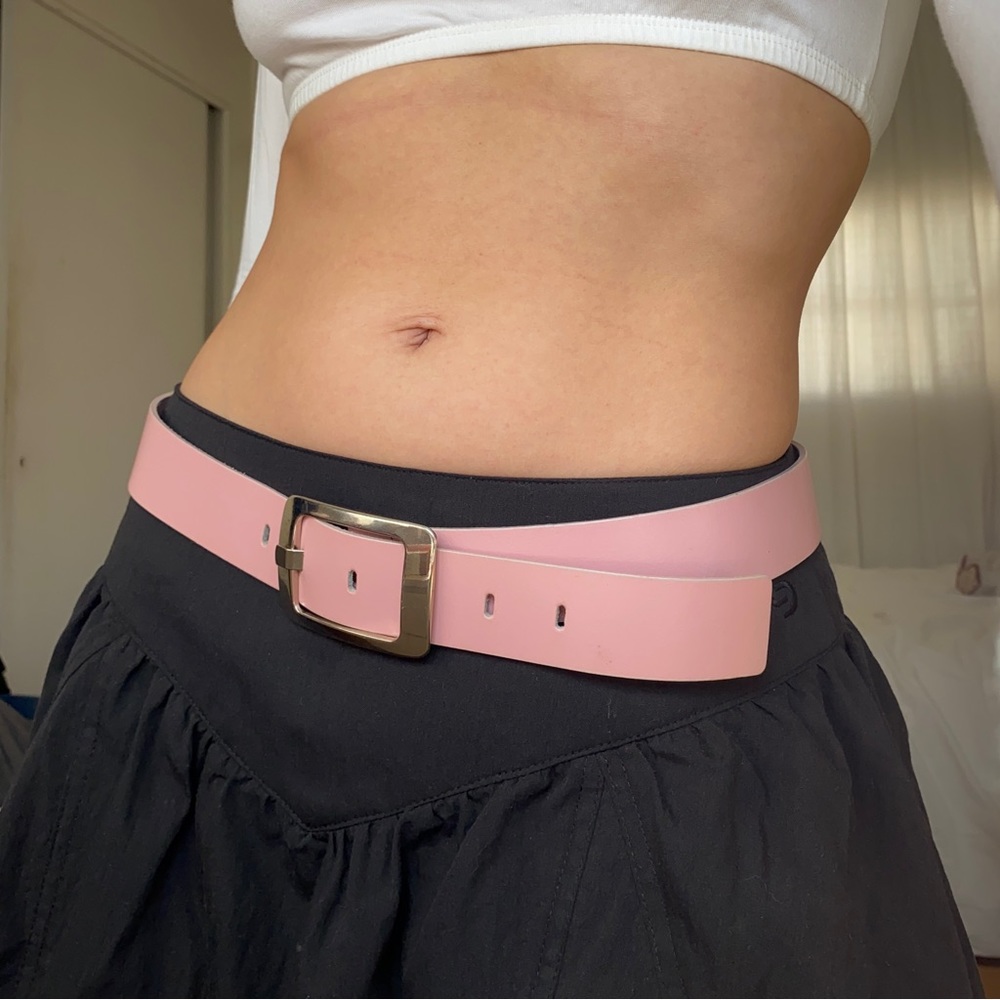 Vintage Express pink leather belt